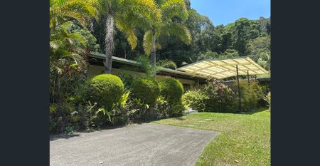 Tropical home with undercover pool and deck, Kuranda - Photo 5