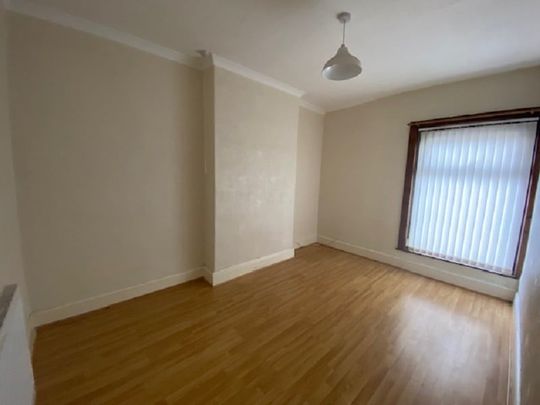 Brecon Road, Ystradgynlais, Swansea. - Photo 1