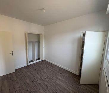 Location Appartement 2 pièces 49m² - Photo 3