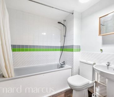 Westbury Road - Photo 5