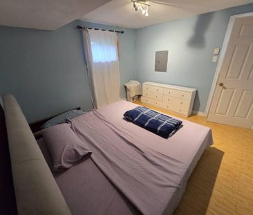 3 ½ À LOUER – RÉNOVÉ, CALME ET PROPRE ! - Photo 2