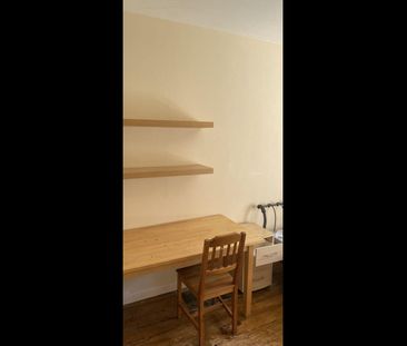 Room in a Shared House, Pembroke Road, BS8 - Photo 3