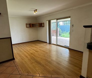 Spacious home with plenty of room to move - Photo 2