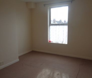 Flat 1 St Andrews Villa's, 113-115 Portland Street, Lincoln, LN5 7LG - Photo 1