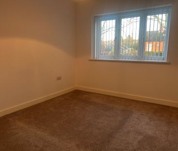 Chewton Street - Photo 1