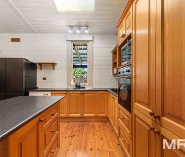 Furnished house in great location - Photo 1