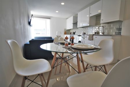 Flat 76, Samara Plaza, LS2 9DU, Leeds - Photo 3