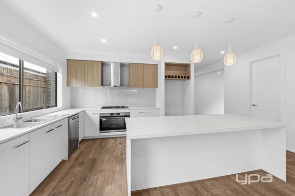 STUNNING FAMILY HOME WITH 3 LIVING AREAS - Photo 1