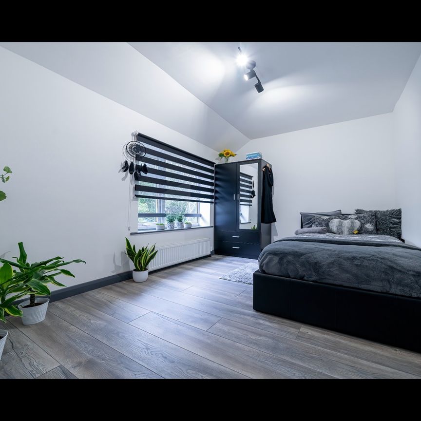 Room in a Shared House, Cranmore Road, BR1 - Photo 1