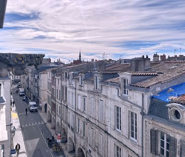 Location Appartement 3 pièces 70m² LA ROCHELLE 17000 - Photo 6