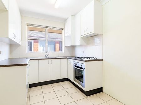 Top Floor Two Bedroom Apartment in Desirable Dulwich Hill Location - Photo 5