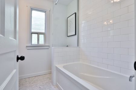 For Lease - 230 Milverton Boulevard, Toronto, Ontario - Photo 2