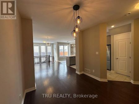 130 ERIC MALONEY WAY - Photo 2