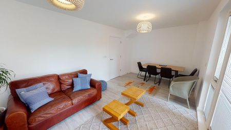 2 bedroom semi-detached house to rent - Photo 3