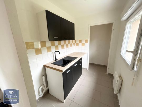 Location Appartement 2 pièces 47m² PECQUENCOURT 59146 - Photo 1