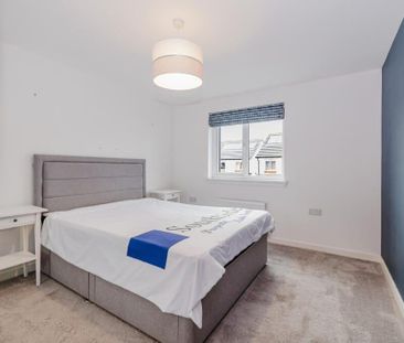 3 bedroom detached house to rent - Photo 5