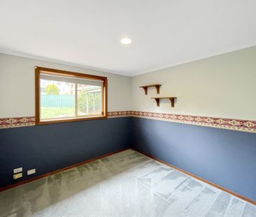 32 Edwardes Street, Black Hill - Photo 6