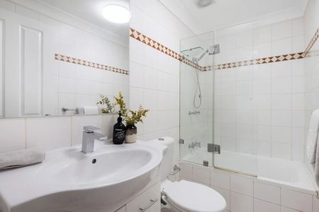 4/75-79 Coogee Bay Rd, Randwick NSW 2031 - Apartment For Rent | Domain - Photo 4