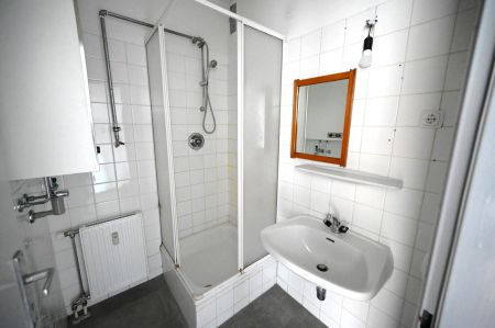 Perfekte Single Wohnung mit NEUER möblierter Küche! - Photo 5