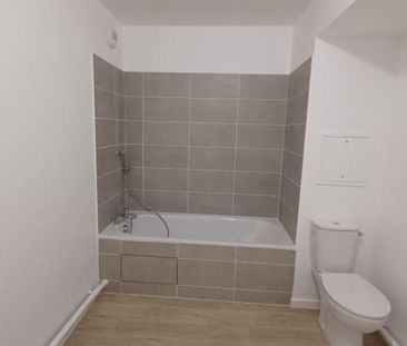 location Appartement T3 DE 55.6m² À SAVIGNY LE TEMPLE - Photo 4