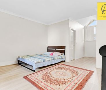 Available 17/04/2026 - Photo 3