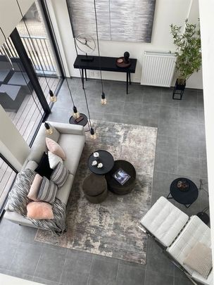Appartement te huur - foto 1