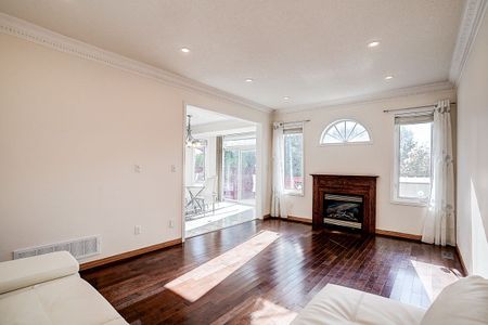 For Lease - 22 Alfred Paterson Drive Unit# Main/2nd, Markham, Ontario - Photo 5