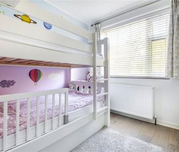 2 bedroom maisonette to rent - Photo 6