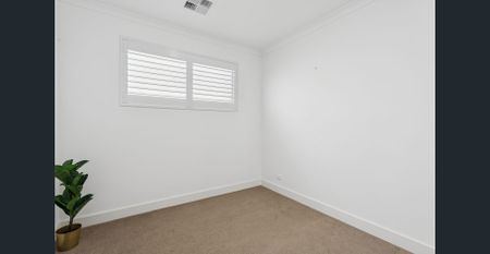 LUX LIVING AT MAGILL - Photo 4