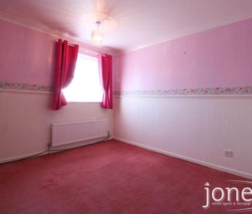 3 bedroom terraced house to rent - Photo 3