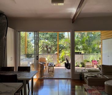 East Brisbane - Photo 1