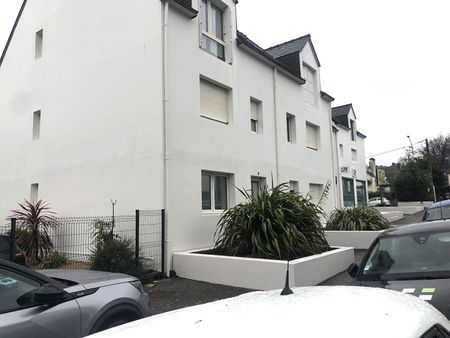 QUIMPER 2 pièces 42m2 avec parking privatif dans enceinte sécurisée - Photo 3