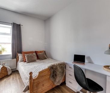 1 bedroom in a house share to rent - Photo 6