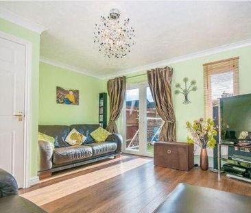2 bedroom semi-detached house to rent - Photo 3