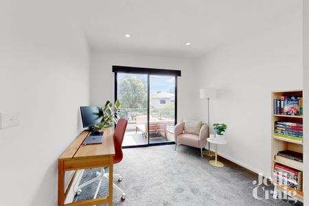 14b Castles Road, Bentleigh - Photo 2