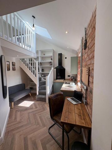 Studio to rent - Photo 2