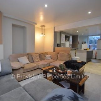 6 Bedroom House Ebberston Terrace - Photo 1