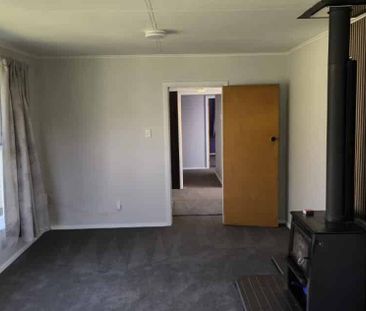 Family Home Available For Christmas! - Photo 4