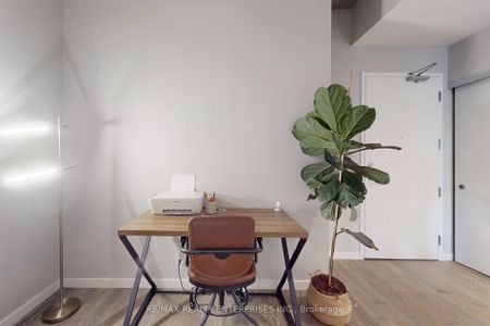 383 Sorauren Lofts - Photo 5