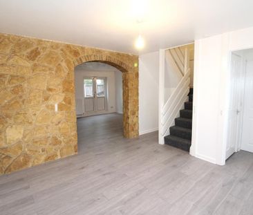 3 bedroom terraced house to rent - Photo 6