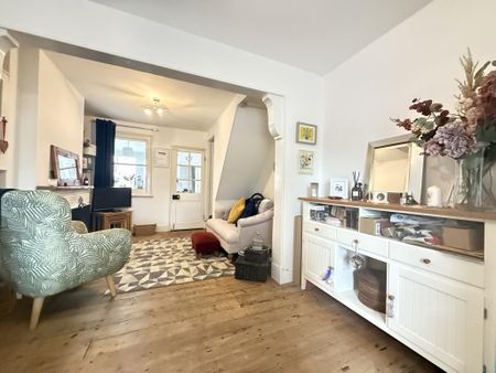 2 bedroom terraced house to rent - Photo 2