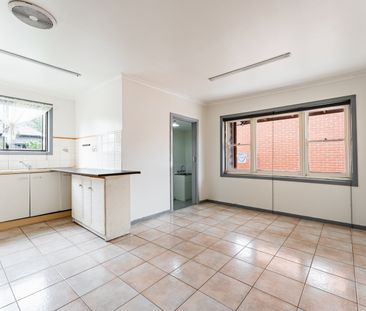 1/22 Steet Street, Footscray VIC 3011 - Photo 2