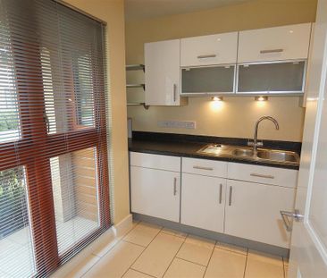 2 bedroom house to rent - Photo 3