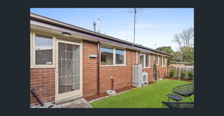 EASY LIVING WITH ALL THE PERKS - Photo 3