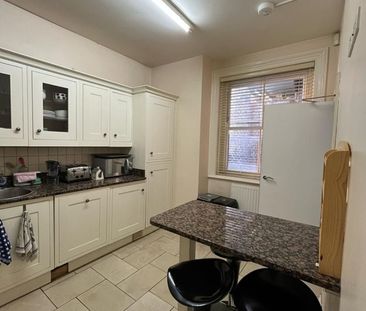 Room in a Shared Flat, Highgate Road, NW5 - Photo 6