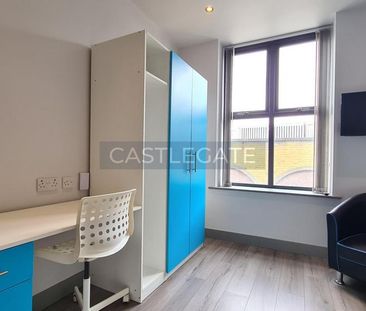 1 bedroom in a flat share to rent - Photo 6