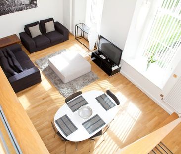 Simpson Loan, Old Town, Edinburgh EH3 - Photo 3