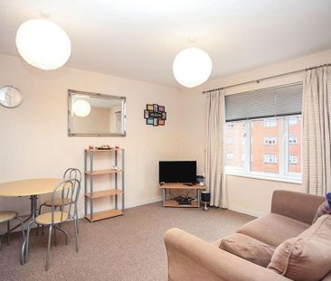 2 bedroom flat to rent - Photo 3