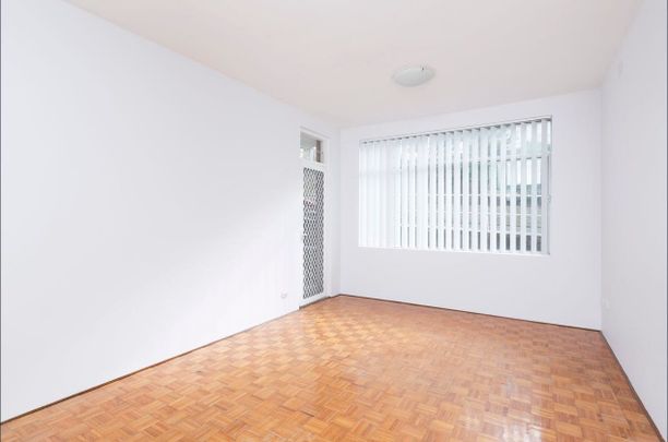 12/4 MacPherson Street - Photo 1