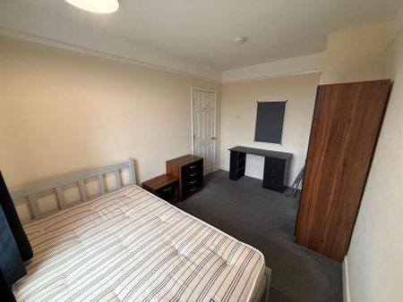 4 bedroom house to rent - Photo 4